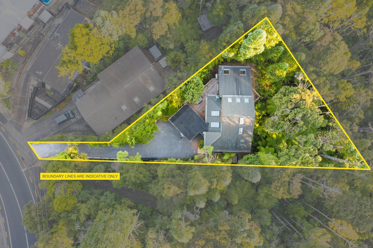 204 Godley Road, Titirangi, Auckland - Carousel 29