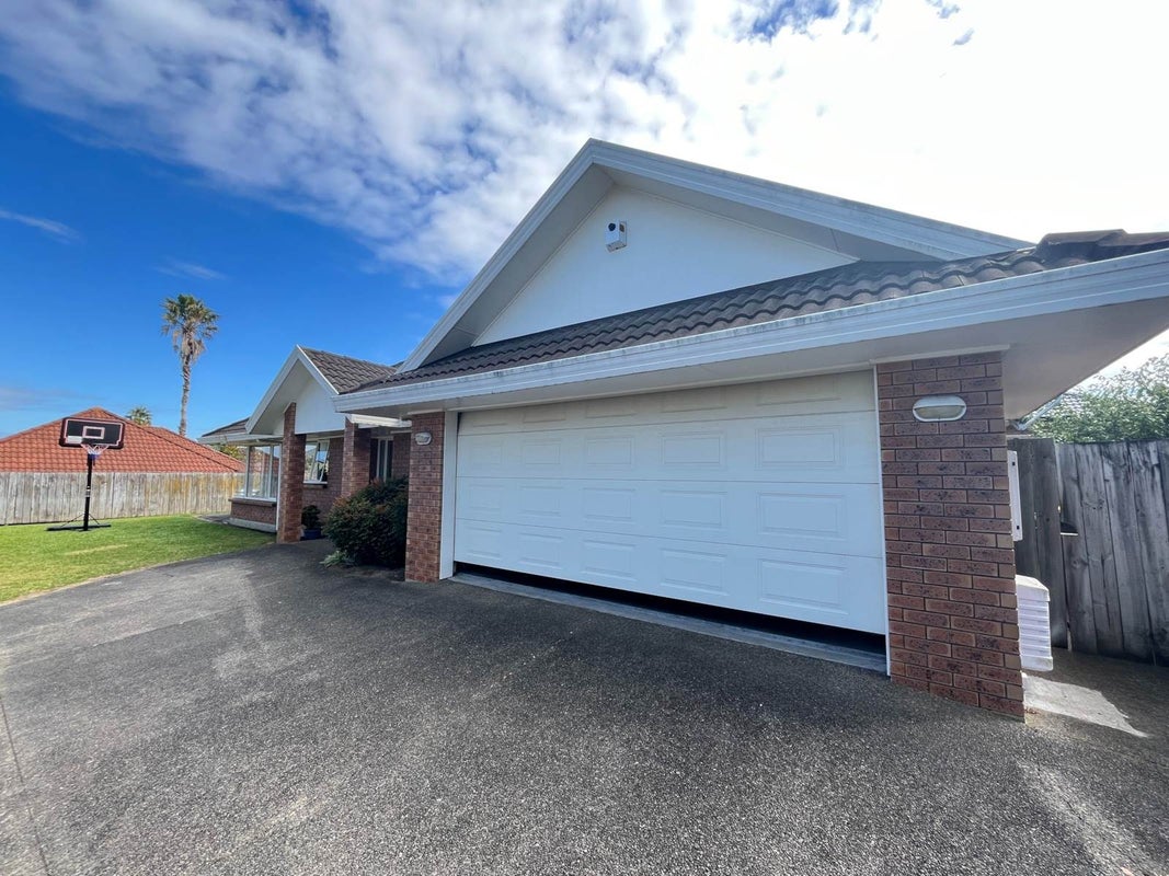 34 Dannemora Drive, Dannemora, Auckland - Carousel 1