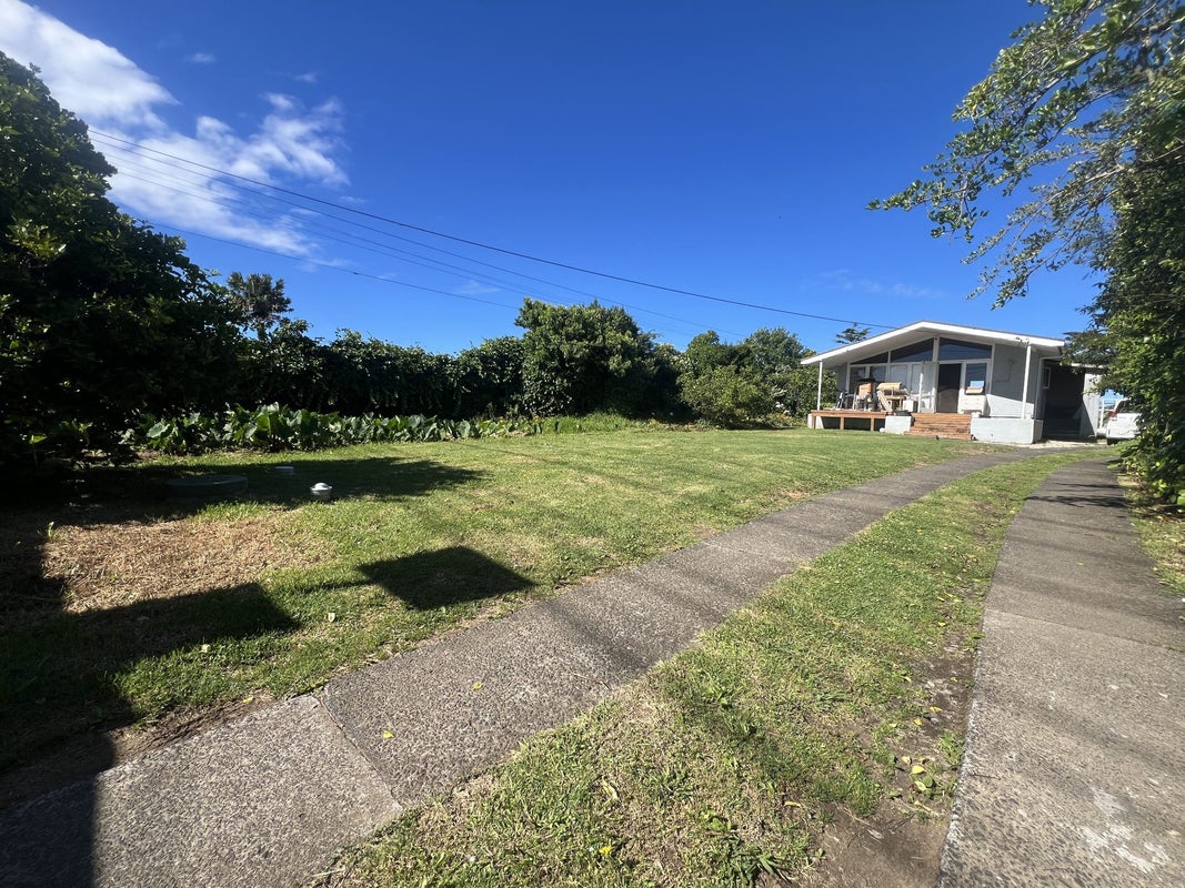 110 Fred Taylor Drive, Westgate, Auckland - Carousel 2