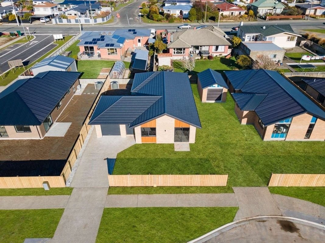 19 Scully Place, Strathern, Invercargill - Carousel 21