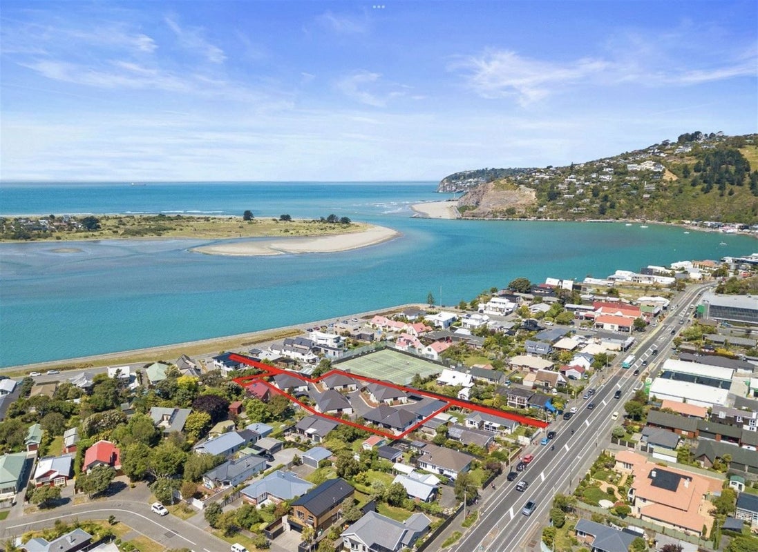 10/71B Main Road, Redcliffs, Christchurch - Carousel 19