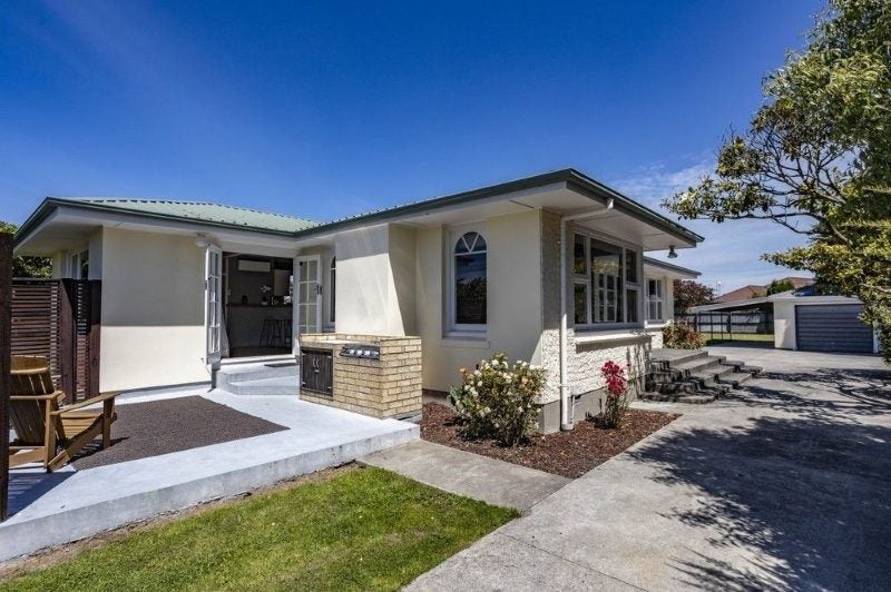 26 Donegal Street, Belfast, Christchurch - Carousel 2