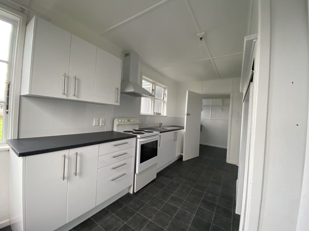 26 Scott Street, Strathern, Invercargill - Carousel 2