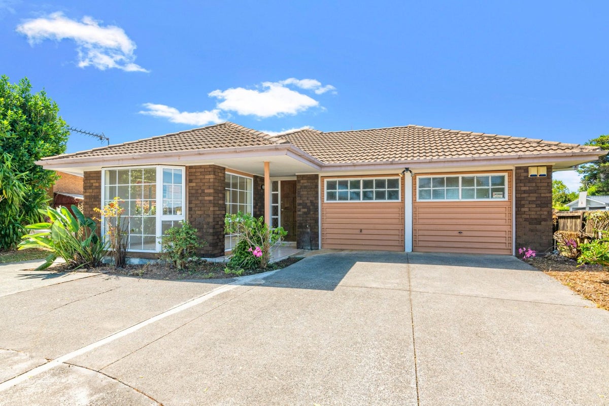 27 Sunnybrae Road, Hillcrest, Auckland - Carousel 1