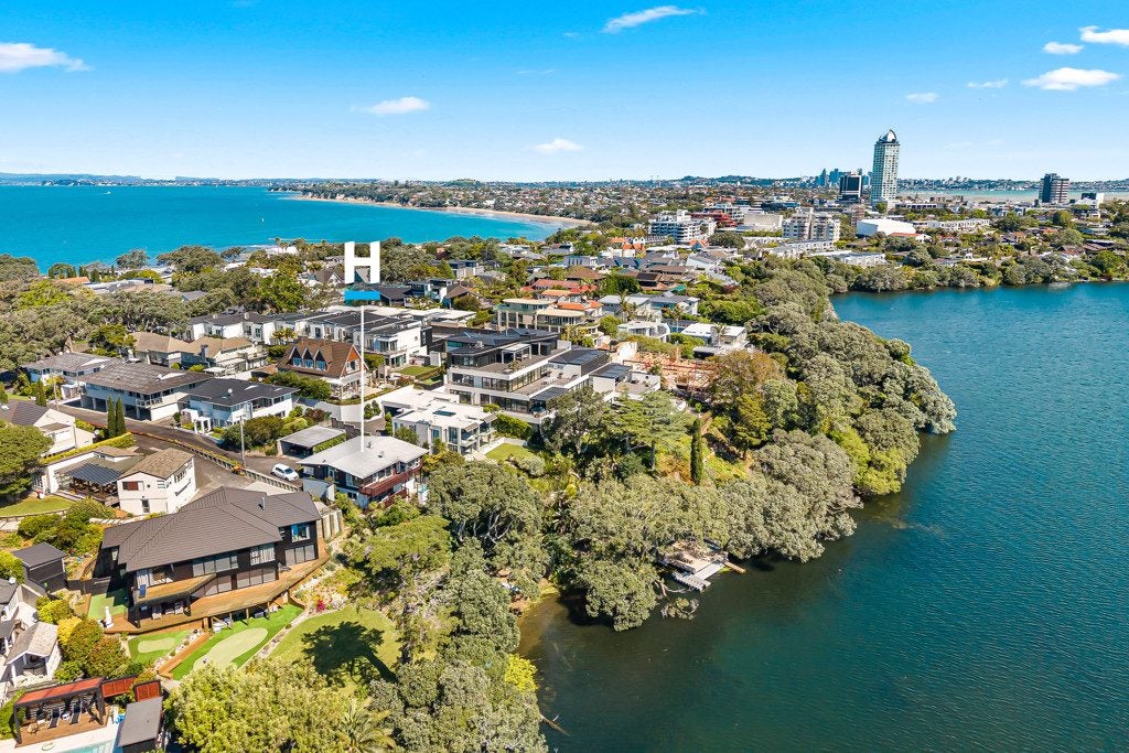 278 Hurstmere Road, Takapuna, Auckland - Carousel 2