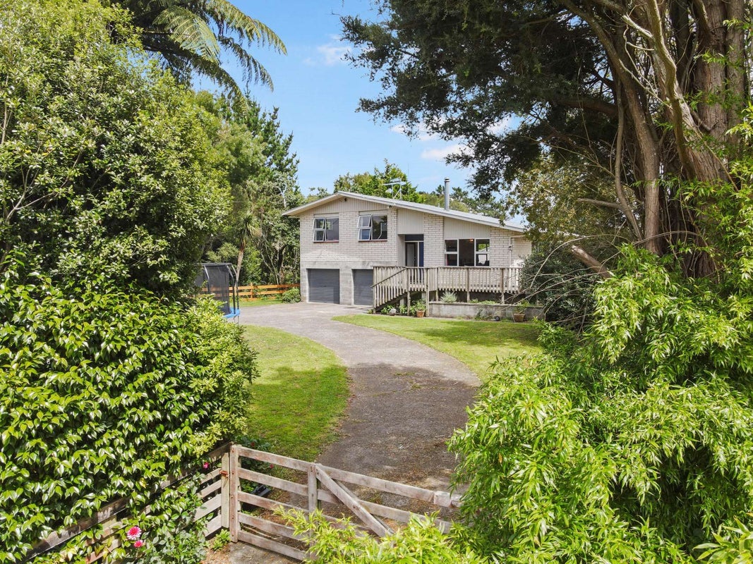 635 Lincoln Road, Everett Park, Inglewood - Carousel 1