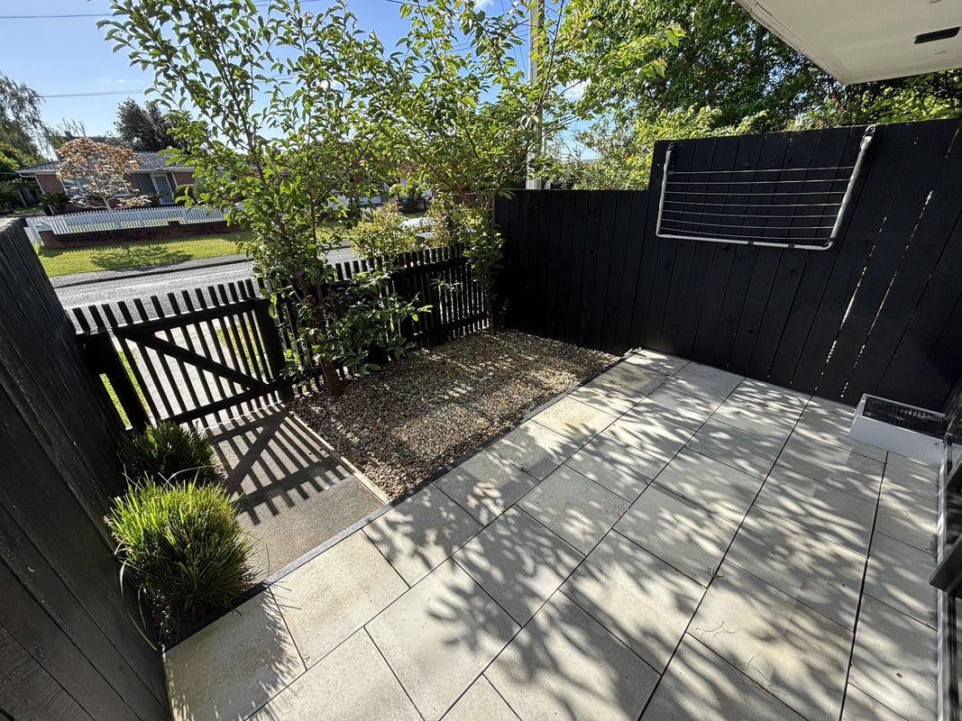2/18 Graham Avenue, Te Atatu Peninsula, Auckland - Carousel 2