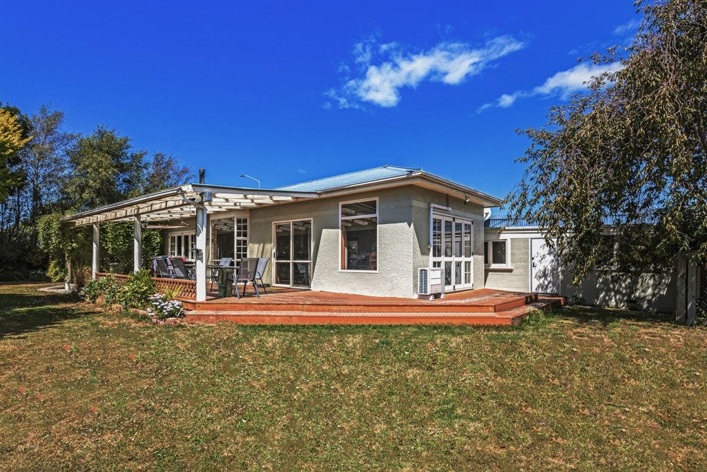 430 Thames Highway, Oamaru North, Oamaru - Carousel 1