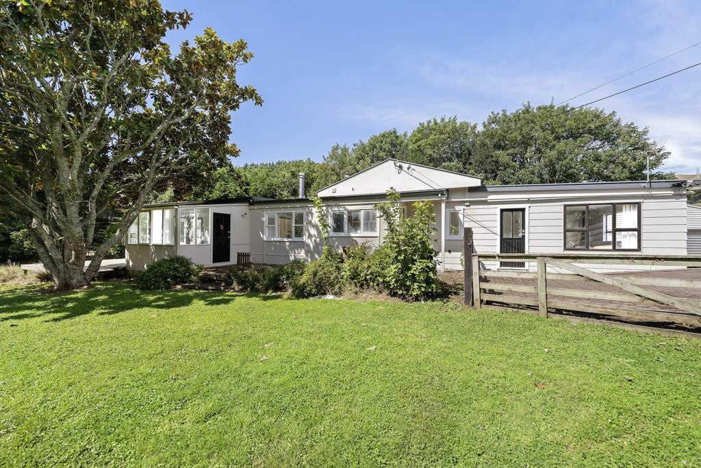 57 Rifle Range Road, Ohariu, Wellington - Carousel 1