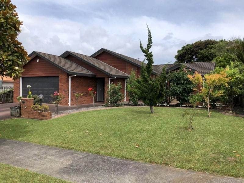 3 Jan Higgins Place, Golflands, Auckland - Carousel 2