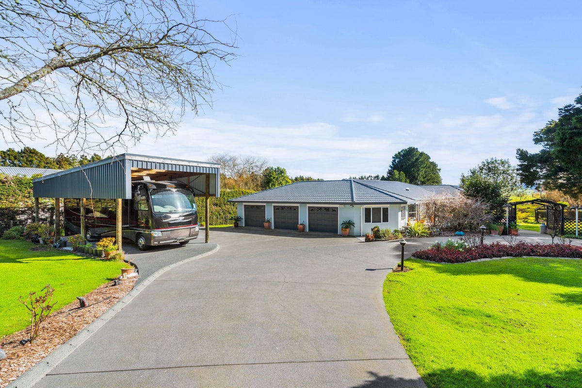 285 Crane Road, Kamo - Carousel 2