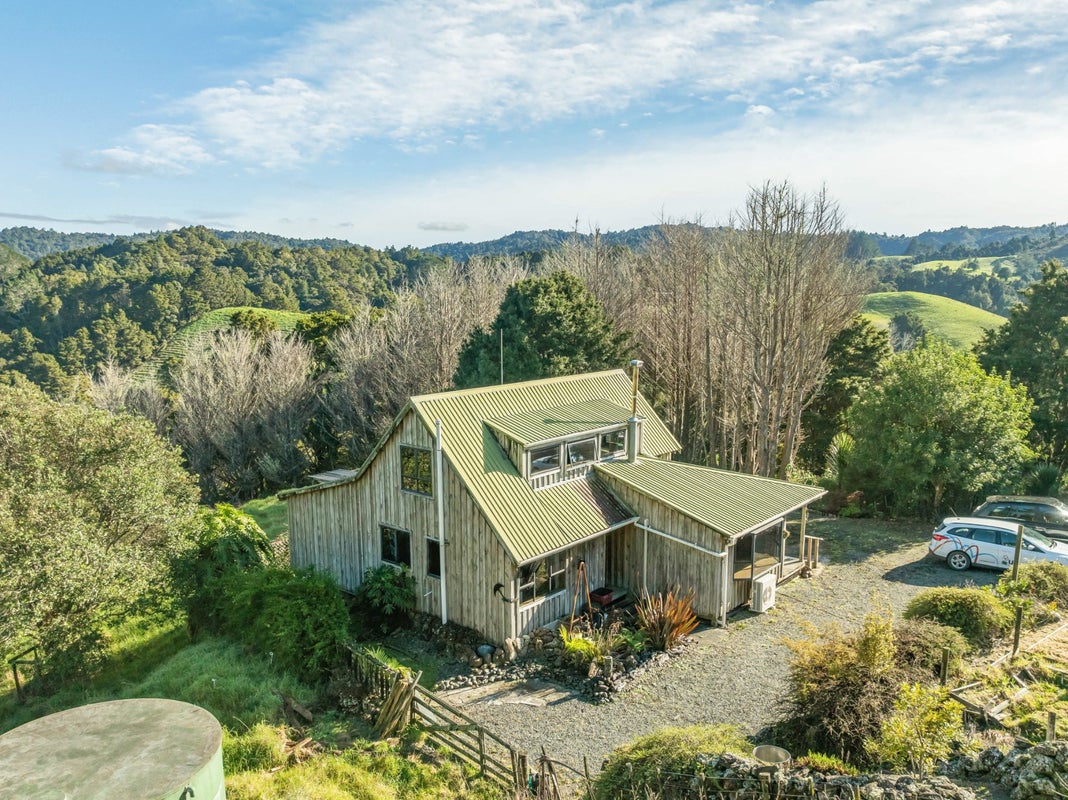 378 Kaiikanui Road, Opuawhanga, Hikurangi - Carousel 17