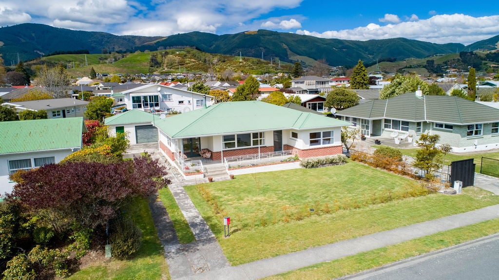 13 Marlowe Street, Stoke, Nelson - Carousel 2