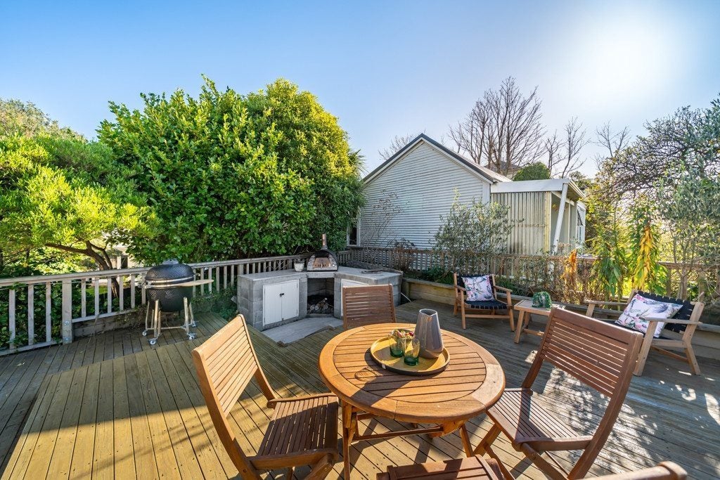 14A Hanson Street, Mount Cook, Wellington - Carousel 1