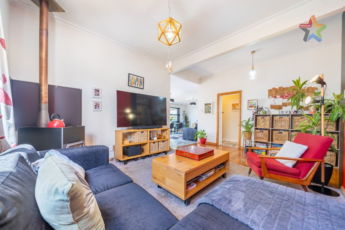 112 William Street, Petone, Lower Hutt - Carousel 2