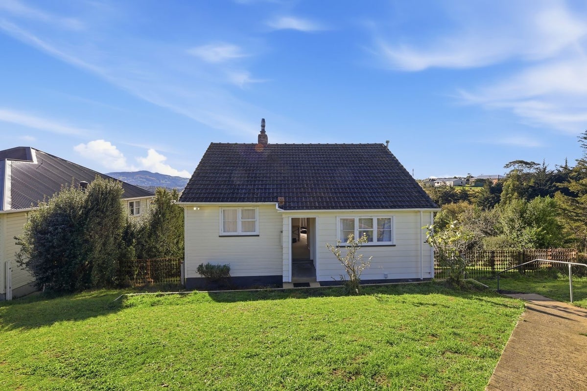 36 Stenhope Crescent, Corstorphine, Dunedin - Carousel 1