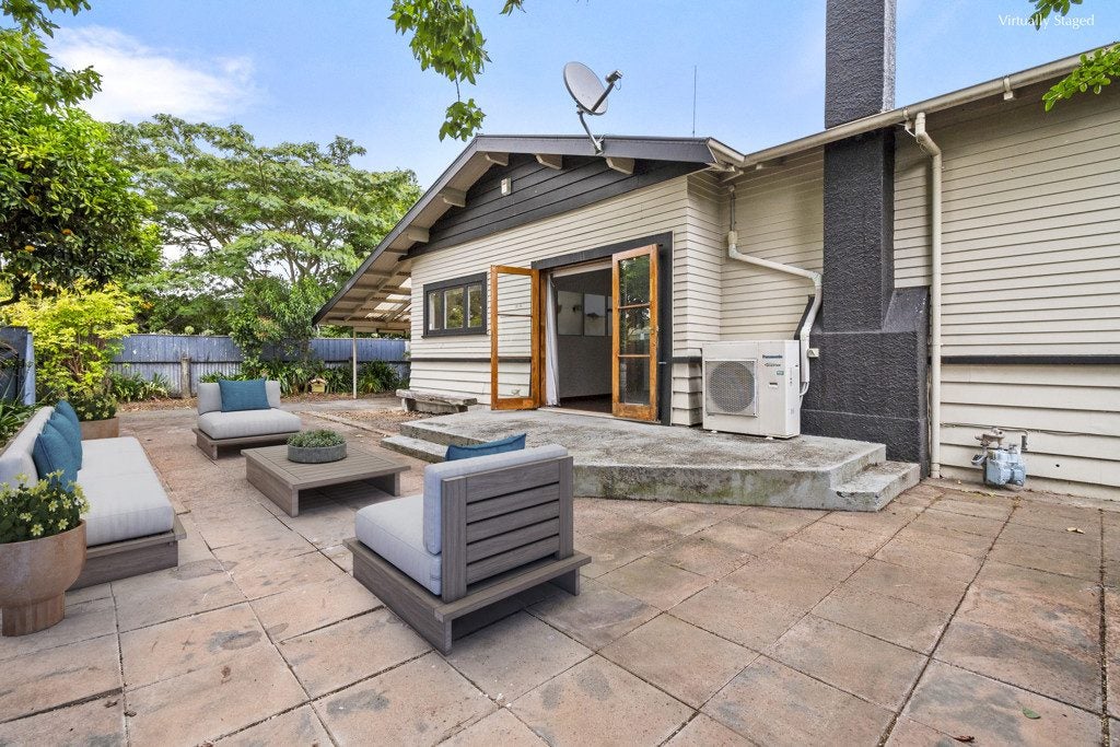 156 Ferguson Street, West End, Palmerston North - Carousel 2