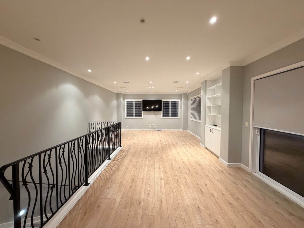 10 Tuangi Street, Long Bay, Auckland - Carousel 2