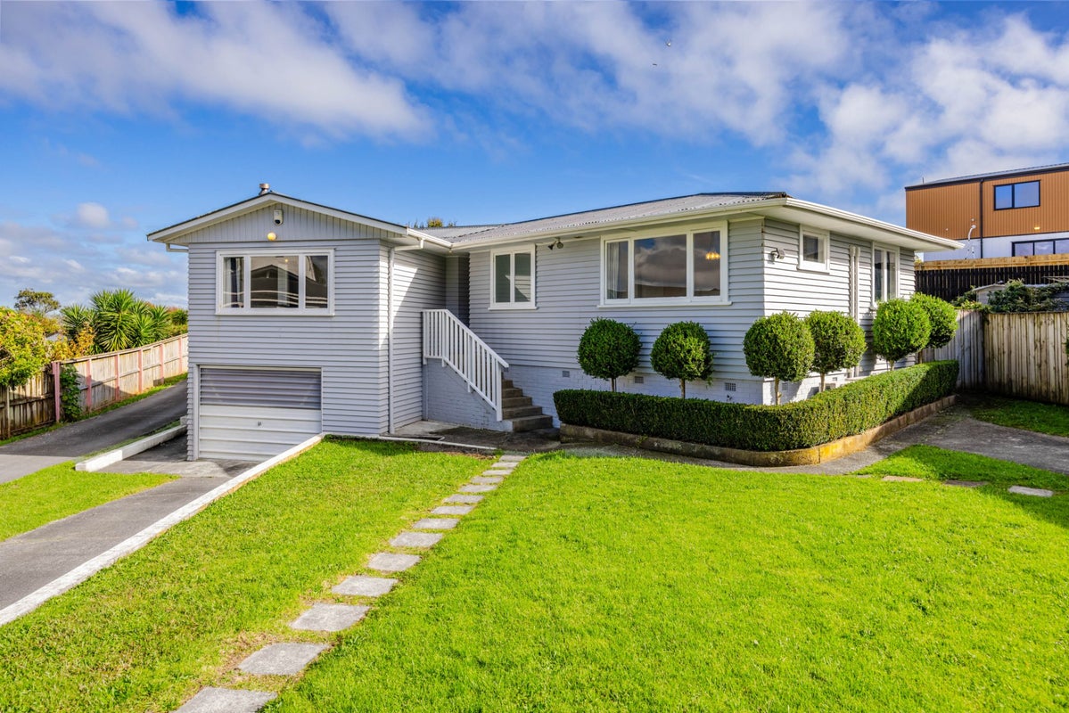 12 ELIZABETH ST, Pakaranga, Auckland  - Carousel 2