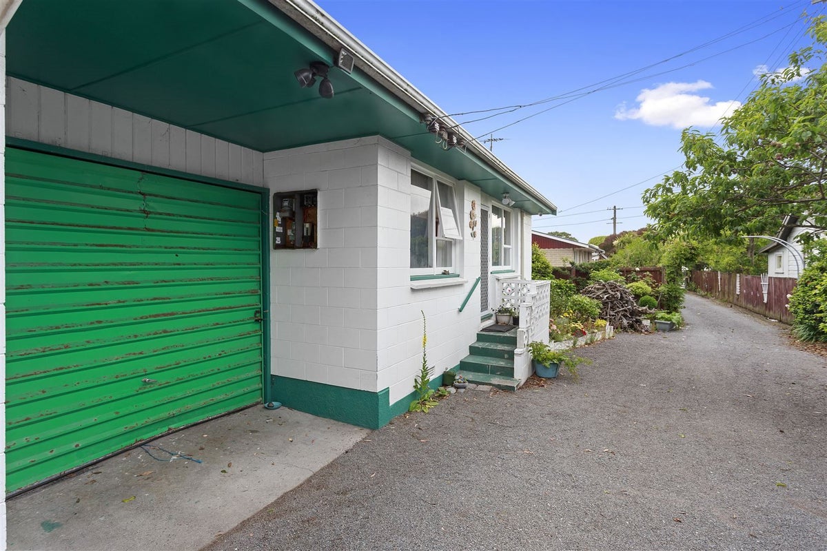 1/5 Howe Street, New Brighton, Christchurch - Carousel 12