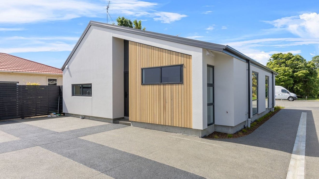 2/15 Cameron Street, Sydenham, Christchurch - Carousel 1