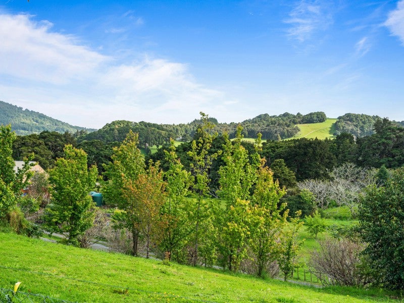 79 Eden Terrace, Kamo, Whangarei - Carousel 1
