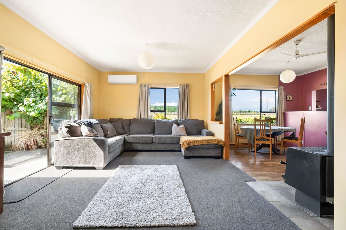 67 Davey Road, Upper Moutere - Carousel 2