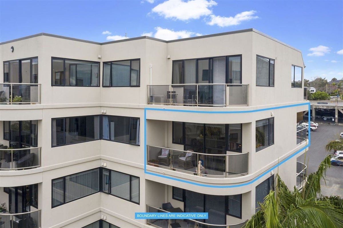 4A/171 Hurstmere Road, Takapuna, Auckland - Carousel 2