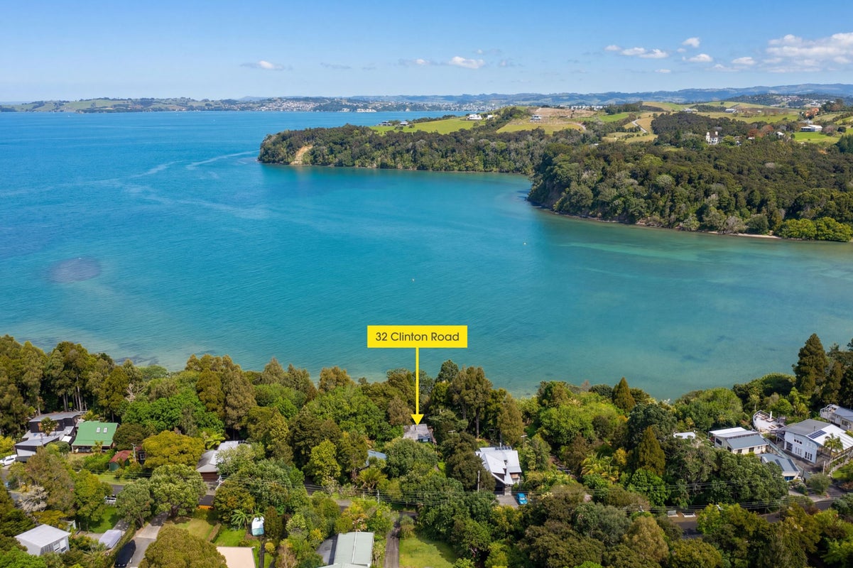 32 CLINTON RD, Tawharanui Peninsula, Matakana - Carousel 1