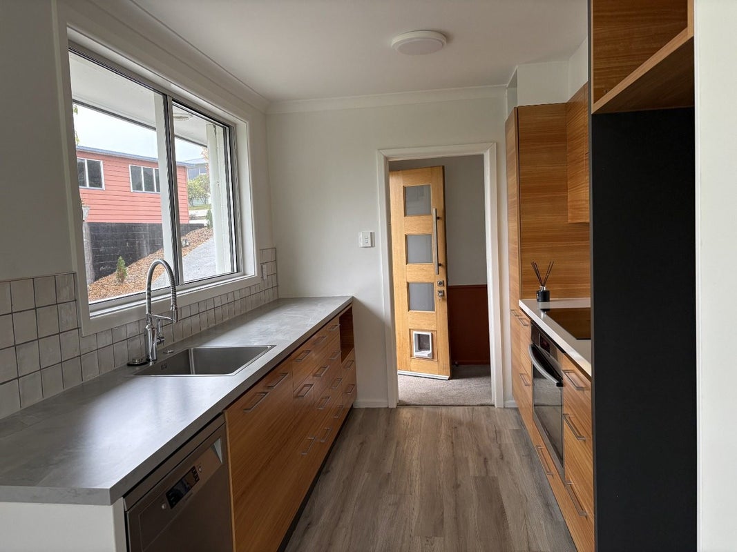 15 Rimu Street, Highfield, Timaru - Carousel 2