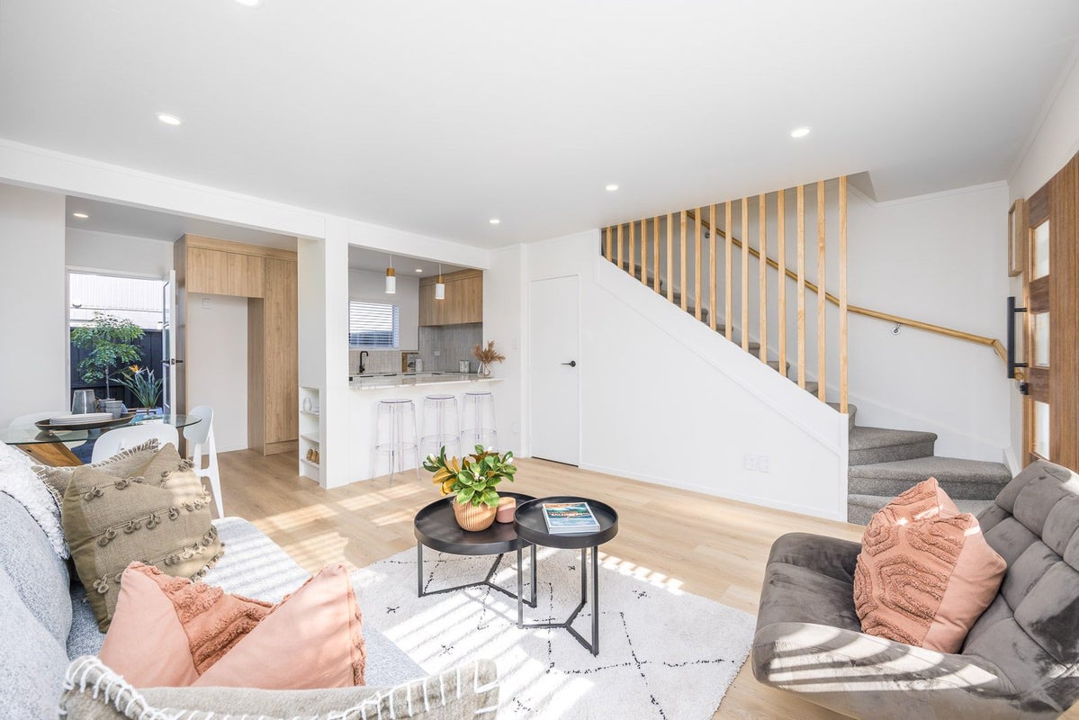 12/57 Point Chevalier Road, Point Chevalier, Auckland - Carousel 1