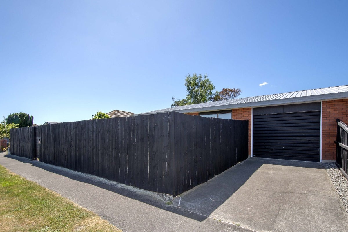 1/64 Manurere Street, Hei Hei, Christchurch - Carousel 10