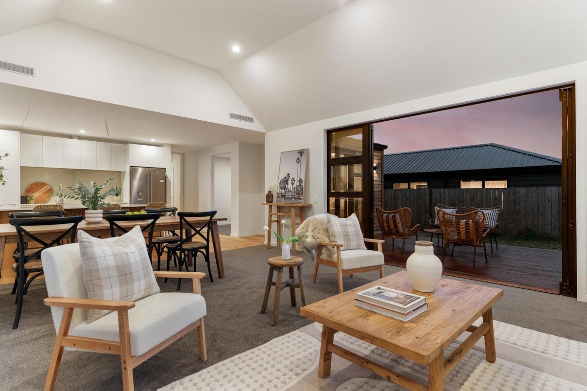 78 Jack Hanley Drive, Jacks Point, Queenstown - Carousel 1