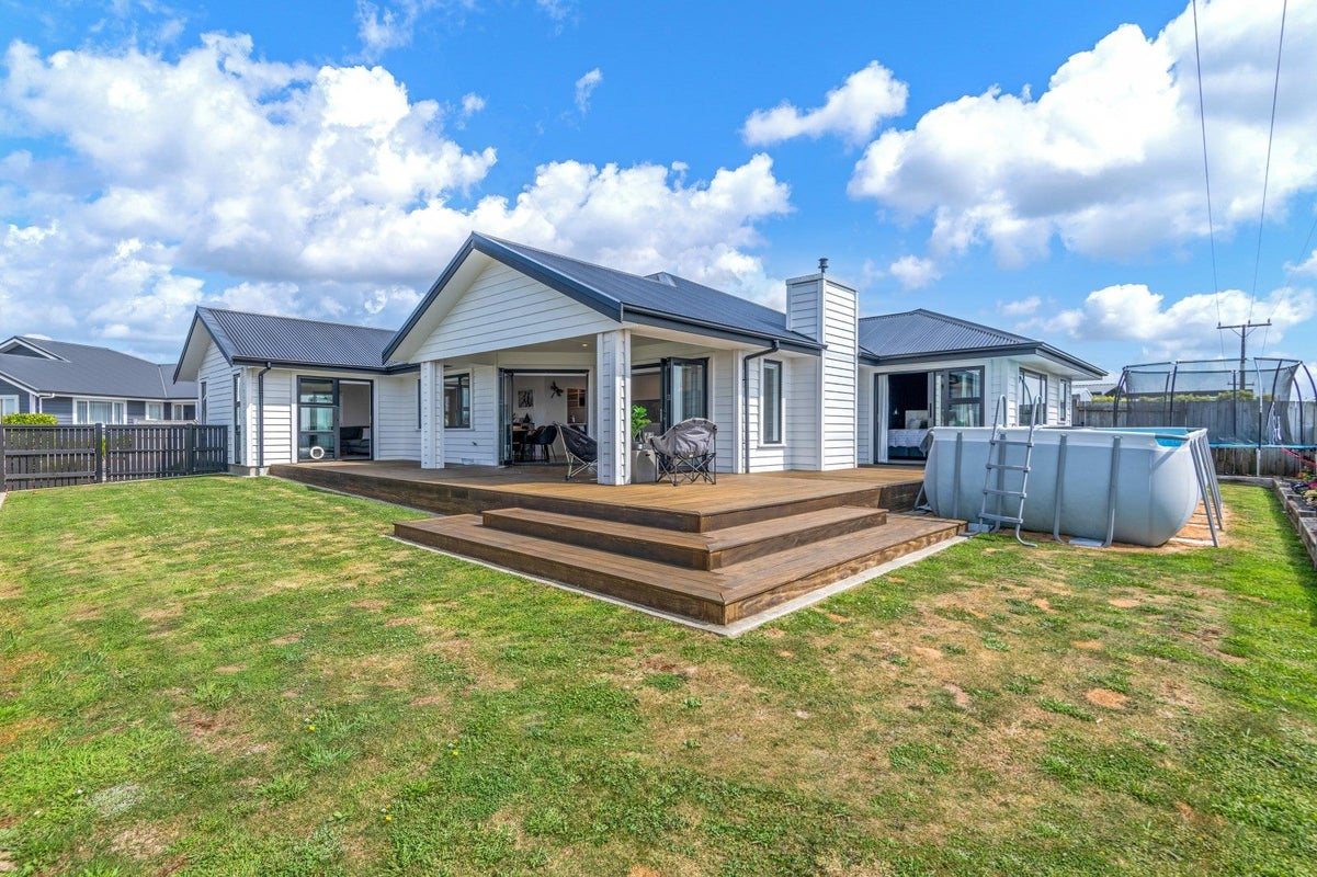 21 Silicon Way, Fitzherbert, Palmerston North - Carousel 2