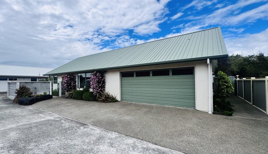 106 Lowe Street, Avenal, Invercargill - Carousel 1
