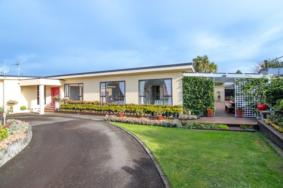 388 Botanical Road, West End, Palmerston North - Carousel 2
