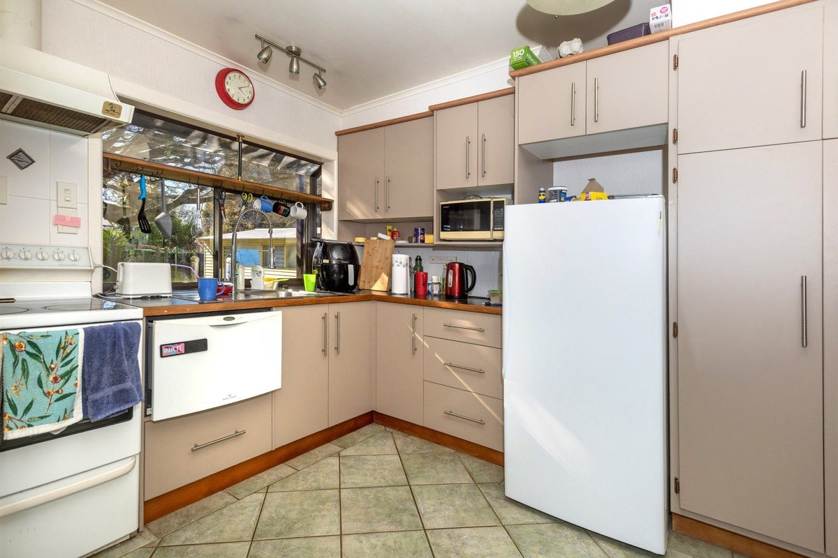 63 Abbott Street, Te Hapara, Gisborne - Carousel 2