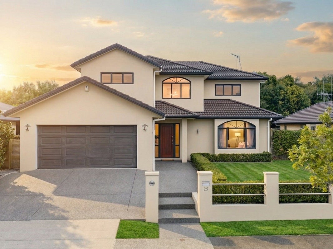 25 Langdale Court, Huntington, Hamilton - Carousel 1