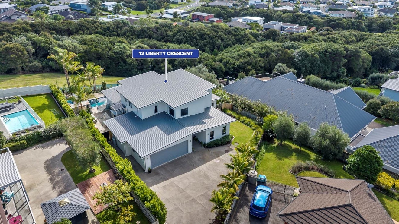 12 Liberty Crescent, Beachlands, Auckland - Carousel 41