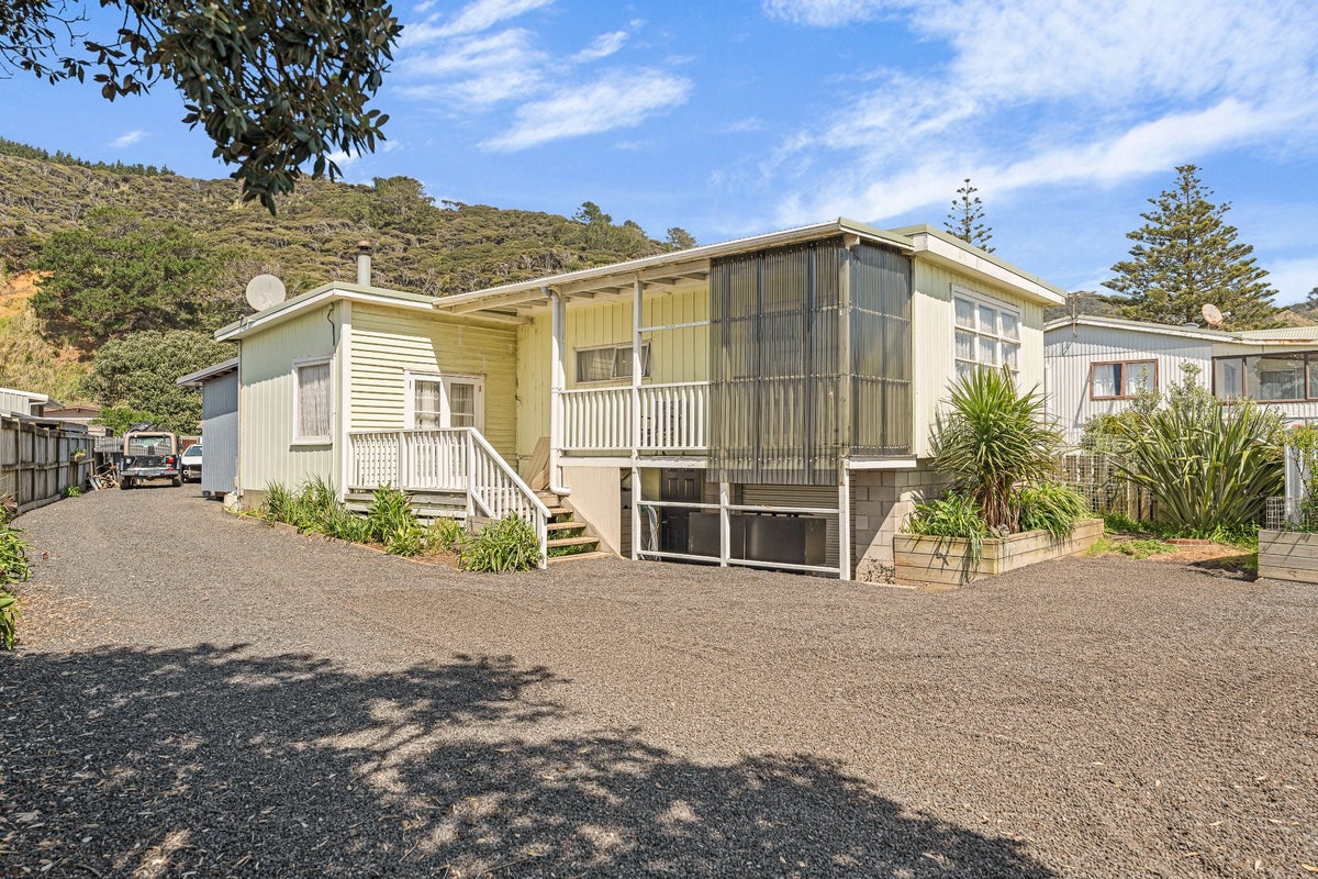 14 Centreway Road, Tuakau - Carousel 1