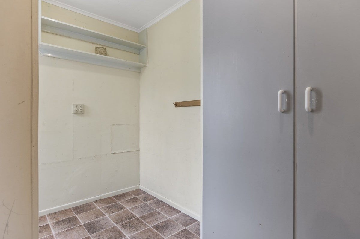 12 Pembroke Street, Westown, New Plymouth - Carousel 33