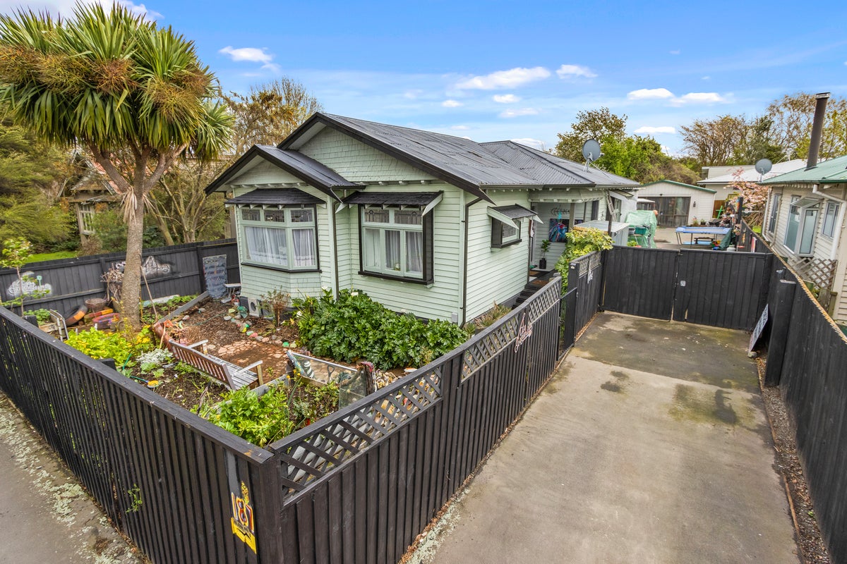 187 Lincoln Road, Addington, Christchurch - Carousel 14