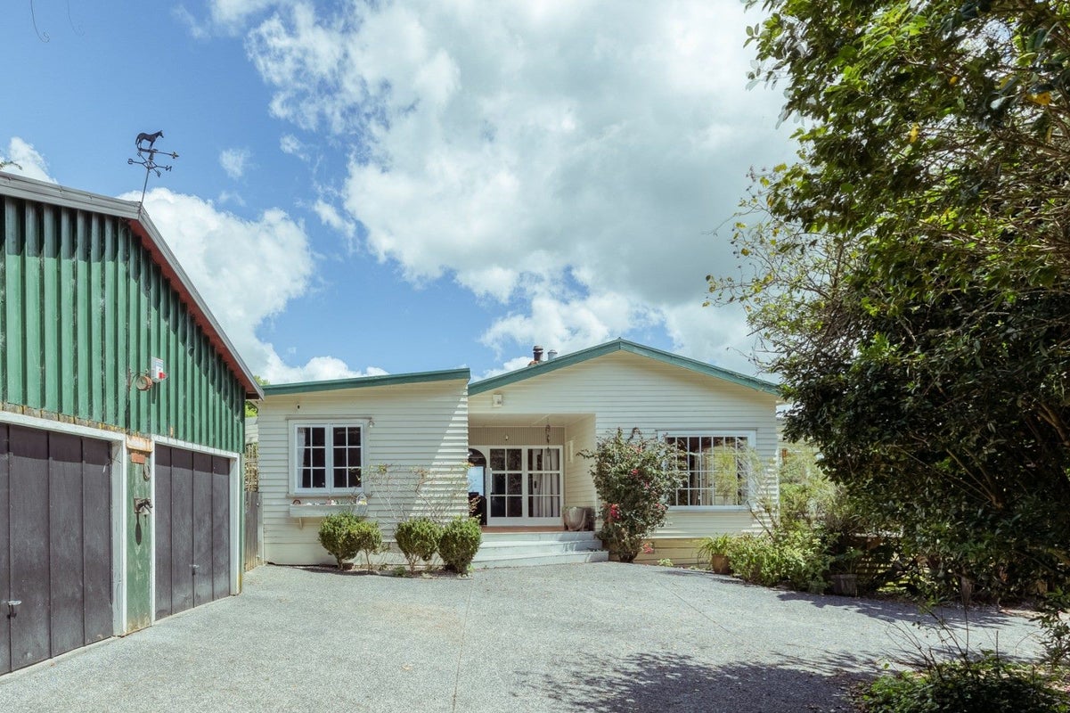 295 Taupaki Road, Taupaki, Henderson - Carousel 2