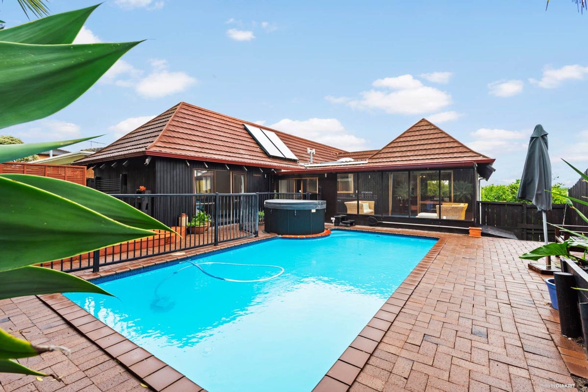 74 Clark Road, Pahurehure, Papakura - Carousel 1
