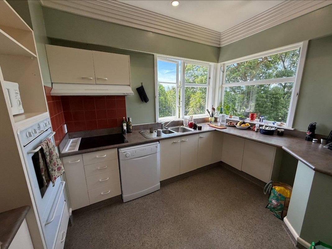 4 Hillside Terrace, Saint Johns Hill, Whanganui - Carousel 2