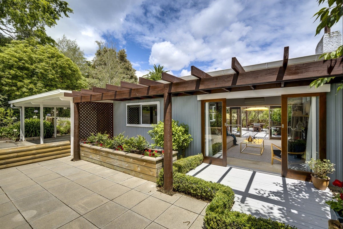 15 Franklin Terrace, Havelock North, Havelock North - Carousel 1