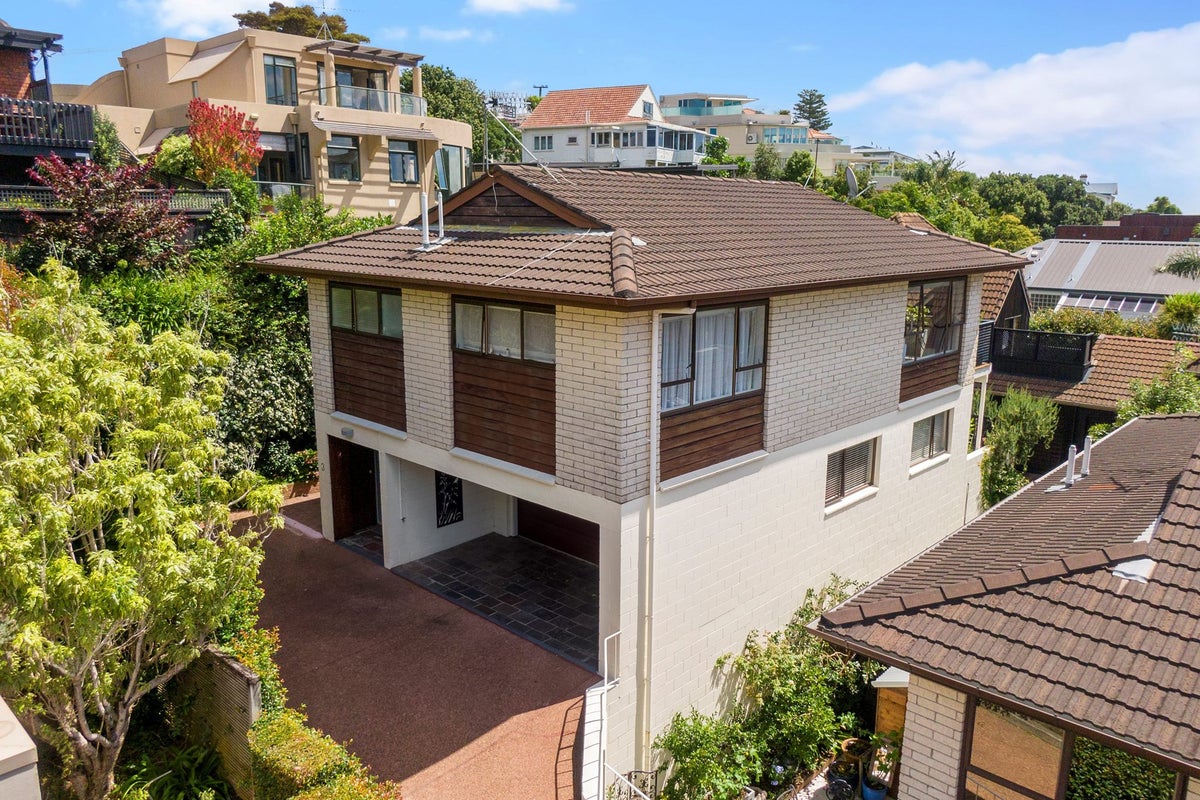 3/43 Vale Road, St Heliers, Auckland - Carousel 2