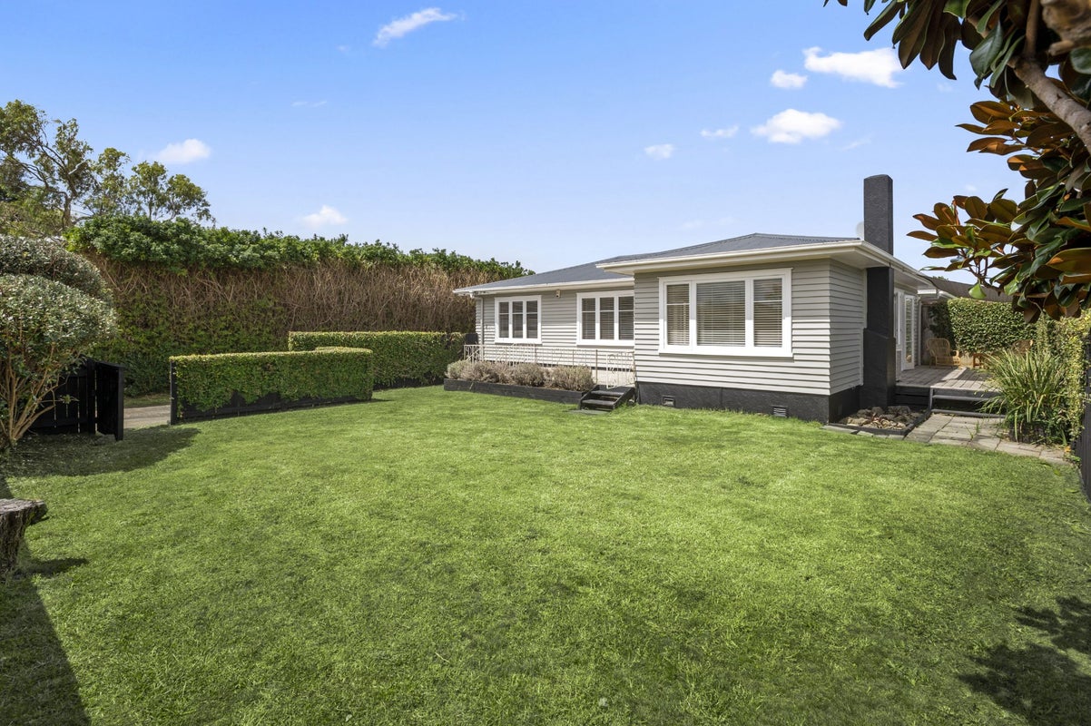 1/50 Muir Avenue, Mangere Bridge, Manukau - Carousel 2