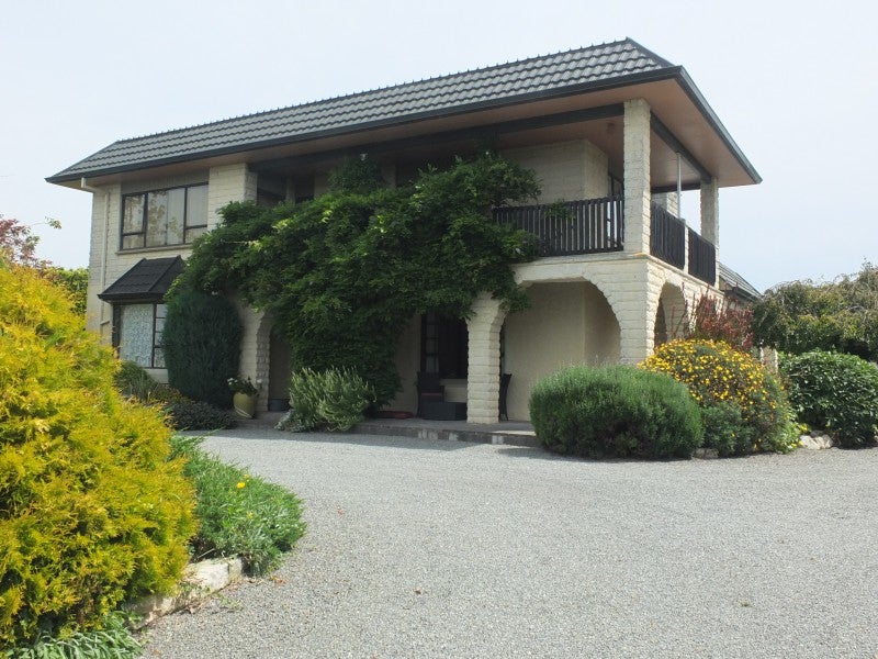 55 Airedale Road, Weston, Oamaru - Carousel 1