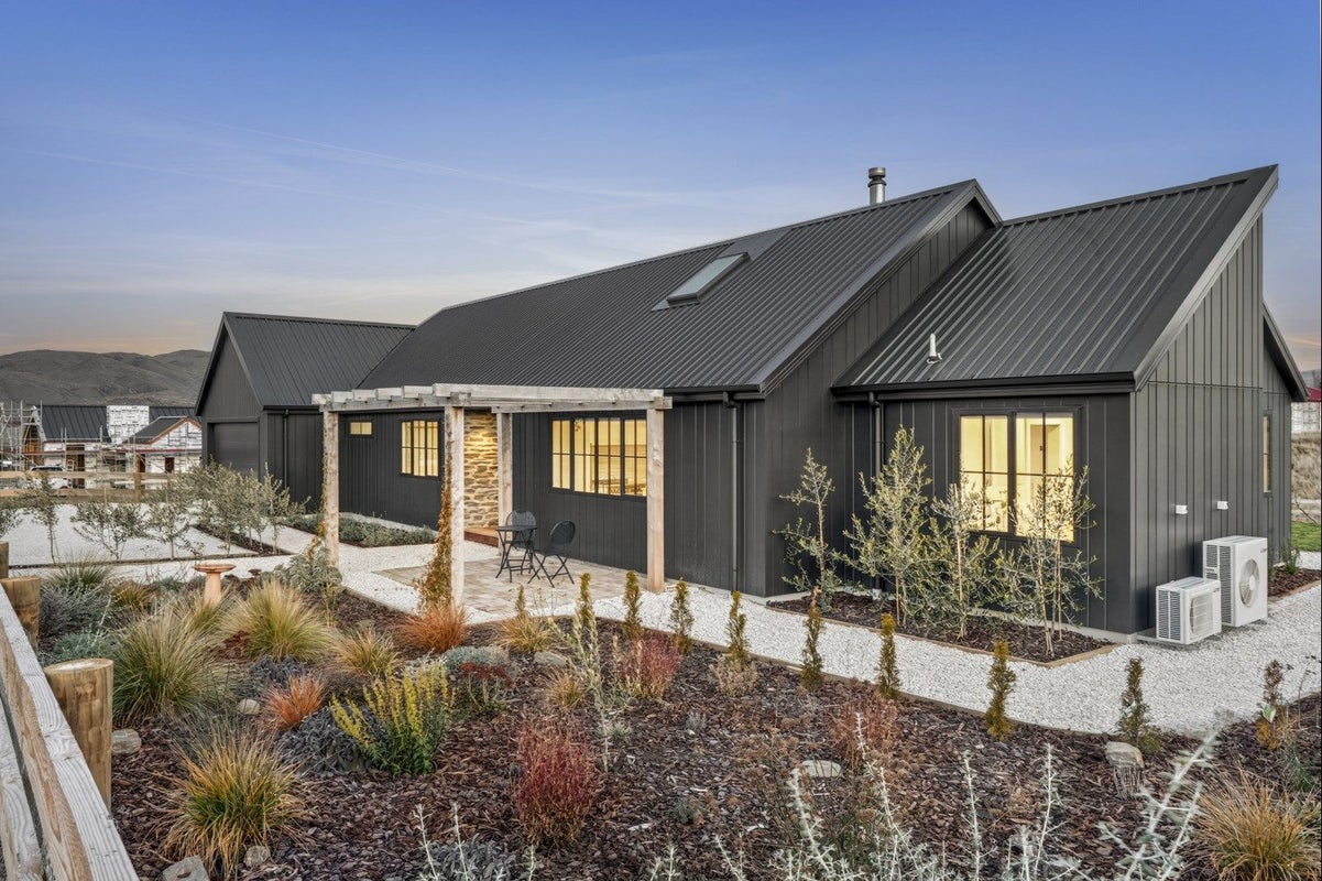 129 Hall Road, Cromwell, Central Otago, Otago - Carousel 1